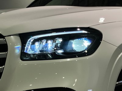 2025 Mercedes-BENZ GLS — миниатюра 40