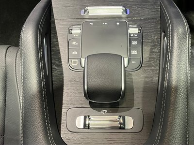 2025 Mercedes-BENZ GLS — миниатюра 30