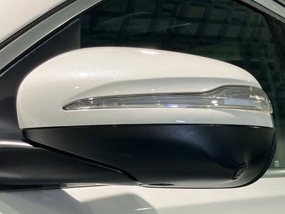 2025 Mercedes-BENZ GLS — миниатюра 47
