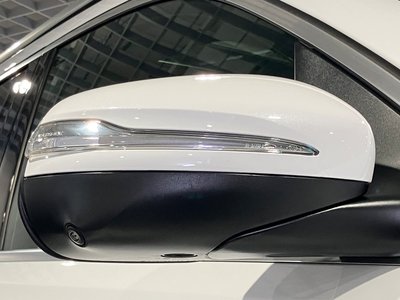 2025 Mercedes-BENZ GLS — миниатюра 46