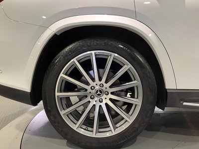 2025 Mercedes-BENZ GLS — миниатюра 45