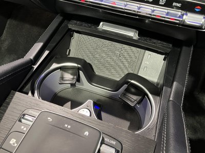 2025 Mercedes-BENZ GLS — миниатюра 29