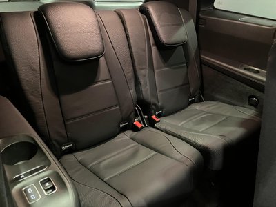 2025 Mercedes-BENZ GLS — миниатюра 37