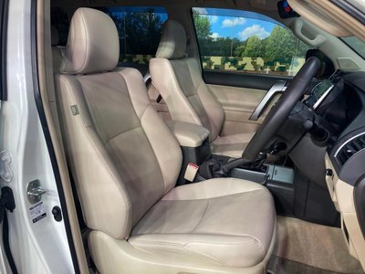 2023 Toyota LAND CRUISER PRADO 照片 8