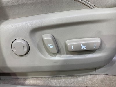 2023 Toyota LAND CRUISER PRADO 缩略图 41