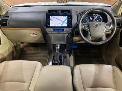 2023 Toyota LAND CRUISER PRADO 照片 2