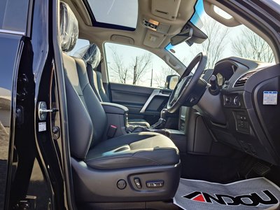 TOYOTA LAND CRUISER PRADO - 10