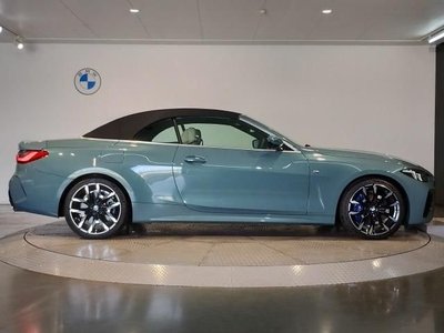 2025 BMW 4 SERIES photo 8