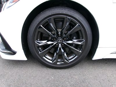 2020 Lexus LS — миниатюра 32