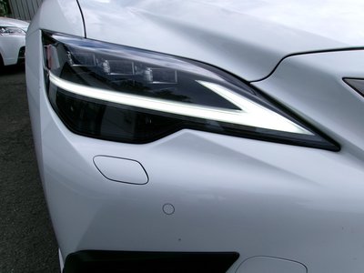 2020 Lexus LS — миниатюра 26