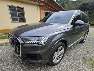 AUDI Q7 - 2