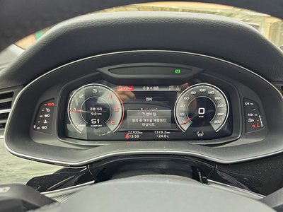 AUDI Q7 - 4