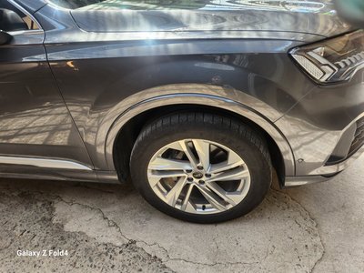 AUDI Q7 - 8