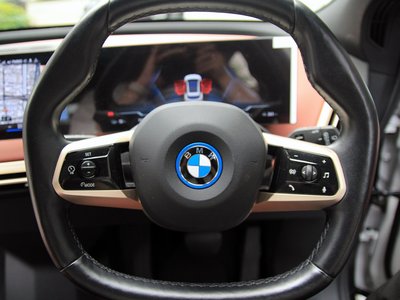 2023 BMW IX 缩略图 36
