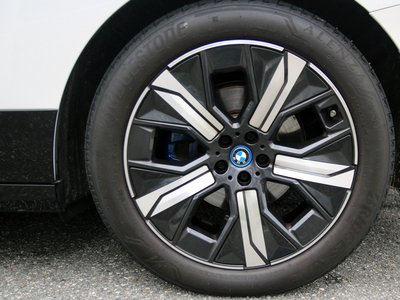 2023 BMW IX 缩略图 21