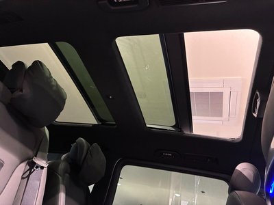 MERCEDES-BENZ V-CLASS - 4