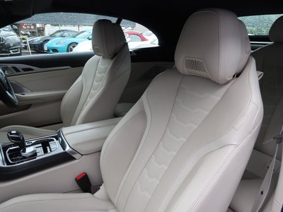 BMW 8 SERIES CABRIOLET - 4