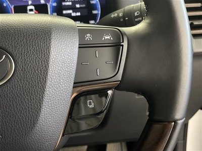 2025 Toyota ALPHARD — миниатюра 17