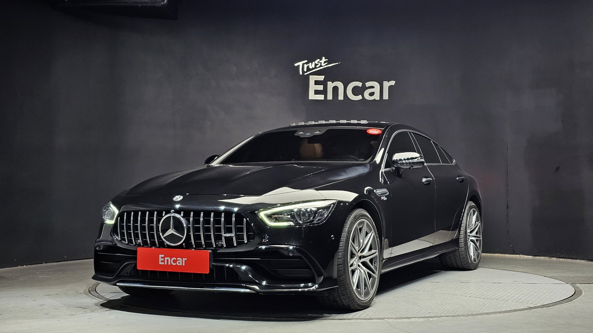 MERCEDES-BENZ GT AMG - View 1