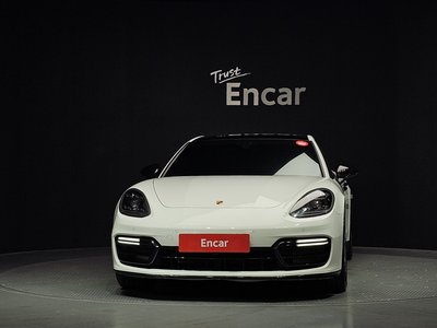PORSCHE PANAMERA - 2