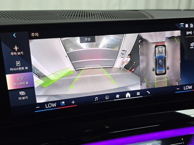 2025 BMW 5 SERIES 缩略图 20