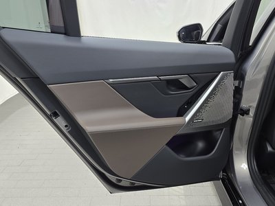2025 BMW 5 SERIES 缩略图 15