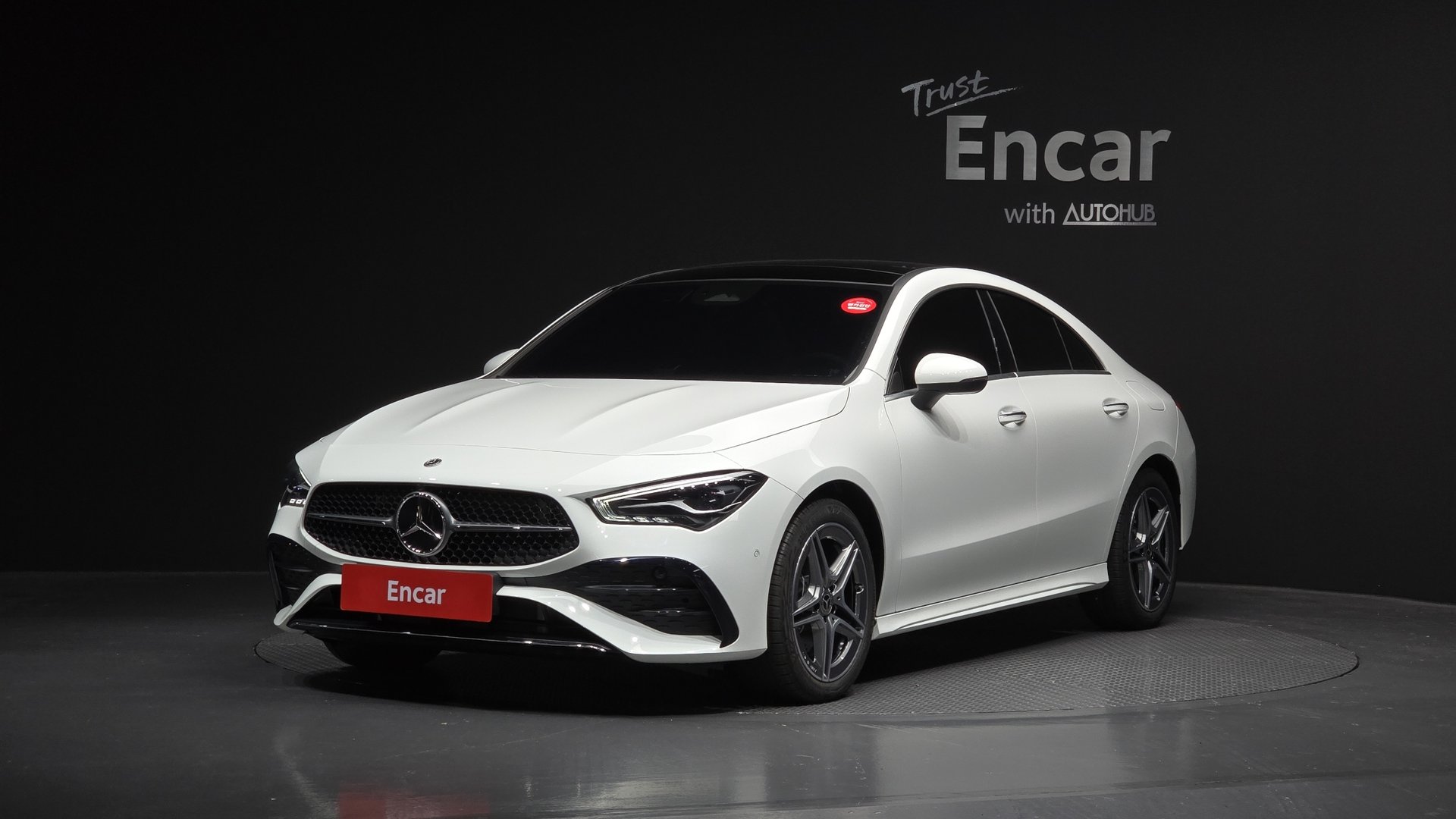 MERCEDES-BENZ CLA - View 1