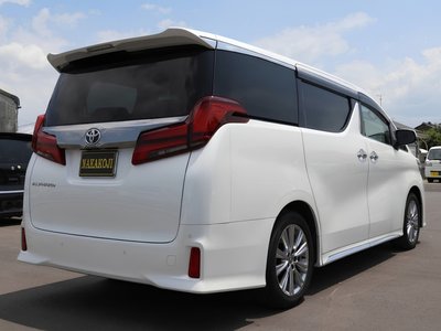 2021 Toyota ALPHARD — фото 10