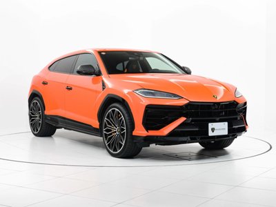 LAMBORGHINI URUS - 2