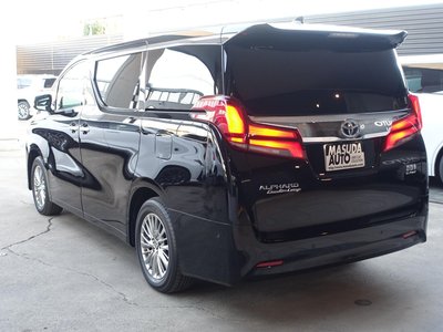 TOYOTA ALPHARD - 5