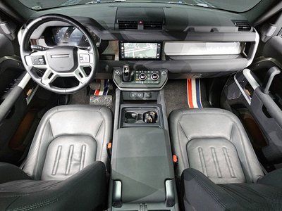 LAND ROVER DEFENDER - 5