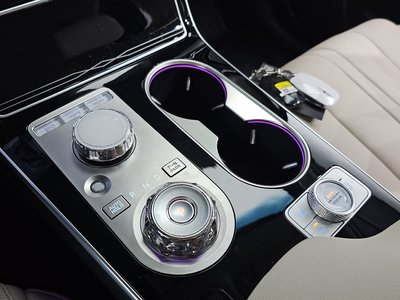 GENESIS GV80 - 9