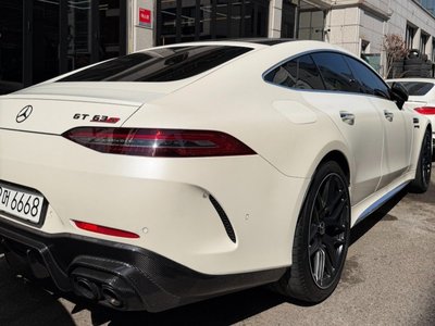 MERCEDES-BENZ GT AMG - 4