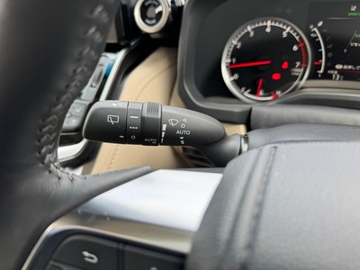 TOYOTA LAND CRUISER 300 - 9