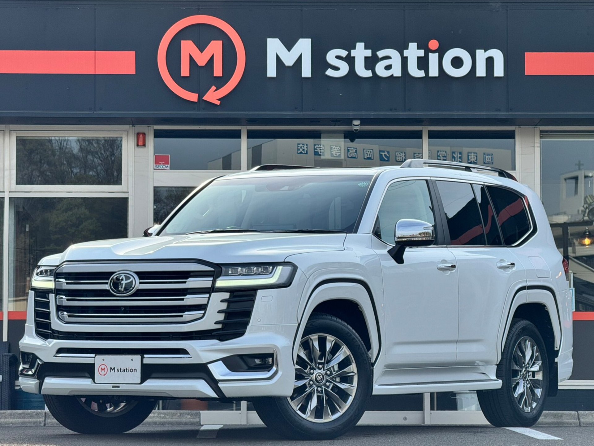 TOYOTA LAND CRUISER 300 - View 1