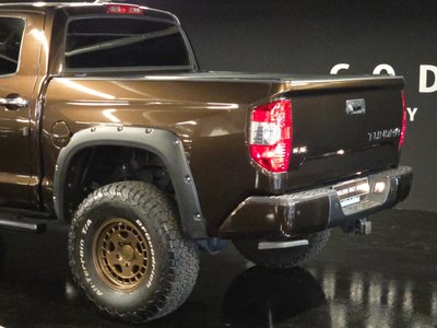 TOYOTA TUNDRA - 5