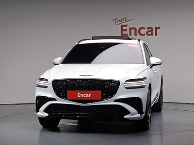 صورة 3 لـ 2025 Genesis GV70