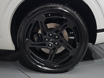 صورة 9 لـ 2025 Genesis GV70
