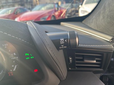 صورة مصغرة 35 لـ 2023 Lexus LC