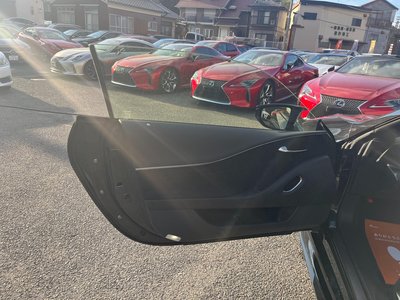 صورة مصغرة 54 لـ 2023 Lexus LC