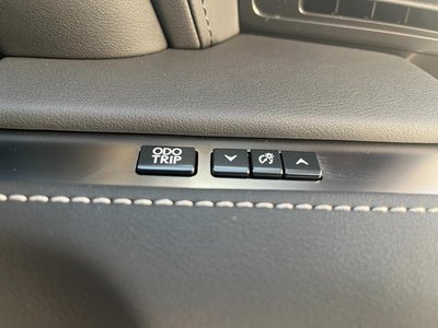 صورة مصغرة 27 لـ 2023 Lexus LC