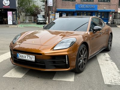 PORSCHE PANAMERA - 5