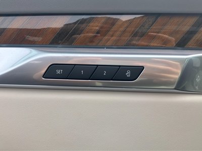 2025 Cadillac ESCALADE 照片 10