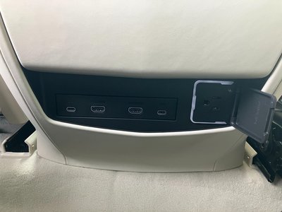 2025 Cadillac ESCALADE — миниатюра 33