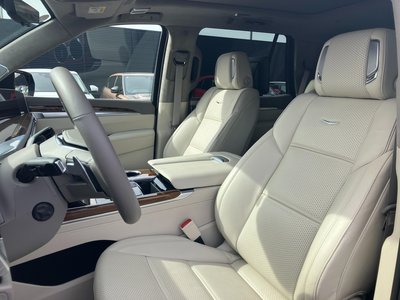 2025 Cadillac ESCALADE — миниатюра 14