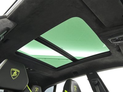صورة مصغرة 18 لـ 2021 Lamborghini URUS