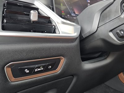 صورة مصغرة 24 لـ 2025 BMW X7