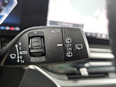 صورة مصغرة 30 لـ 2025 BMW X7