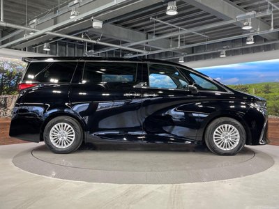 صورة مصغرة 32 لـ 2025 TOYOTA ALPHARD