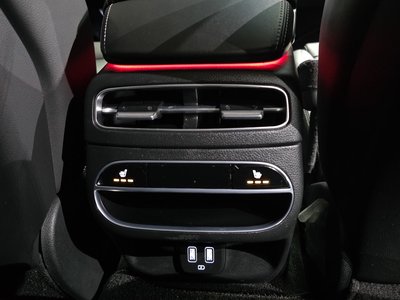 2022 Genesis GV70 thumbnail 25